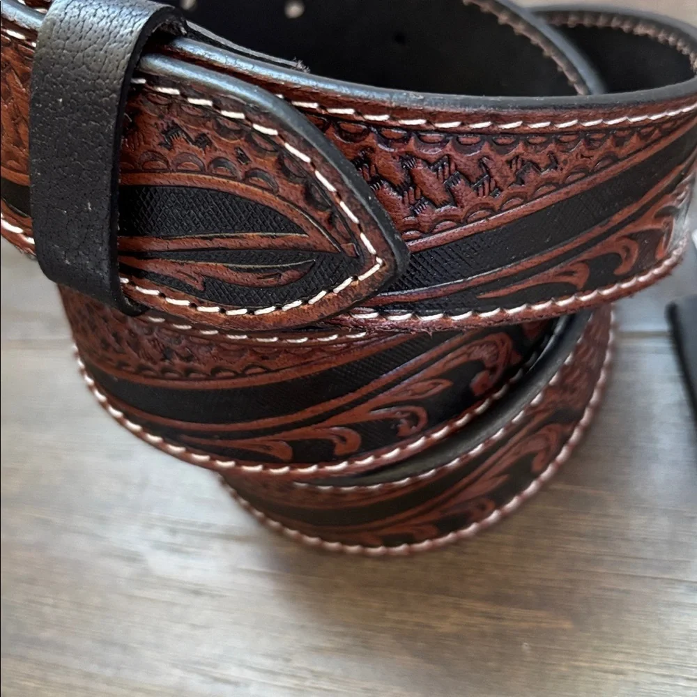 Ridge Mountain Genuine tooled leather,single stitch, silvertone embossed buckle